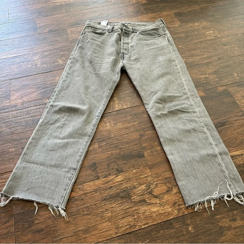 Men's 501® Original Fit Button Fly Non-Stretch Jeans In Grey - Picture 3 of 4